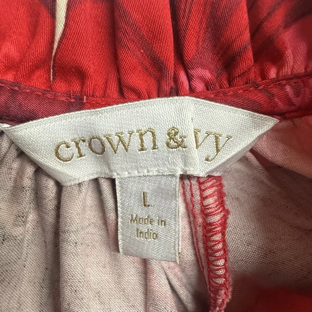 Crown & Ivy Floral Blouse Womens L Red Ruffle Neck Boho Peasant Top - Picture 3 of 13